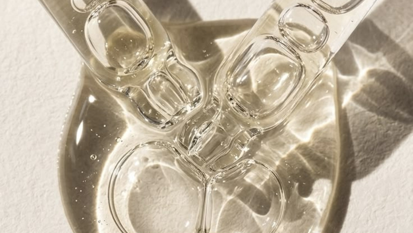Dermo-cosmétique naturelle pour rosacée : Le guide de l''innovation dermo-minimaliste en 2026
