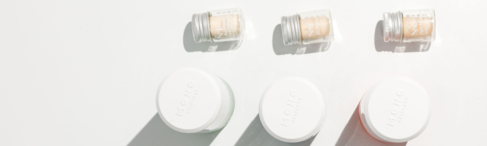 Coffret Peau Équilibrée MONO Skincare : les essentiels pour une routine simple, étape par étape, dans le bon ordre.