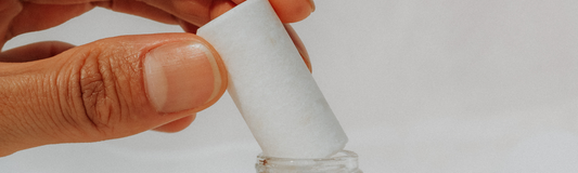 Soins solides MONO Skincare – sans plastique, 100 % actifs, transparents et respectueux de la peau et de l’environnement