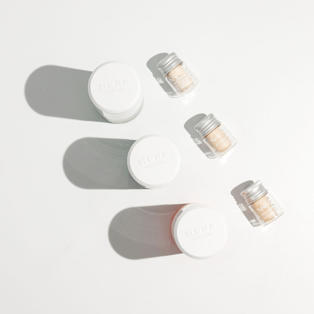 Packaging innovant avec soins en poudre à reconstituer – routine visage zéro déchet et haute performance