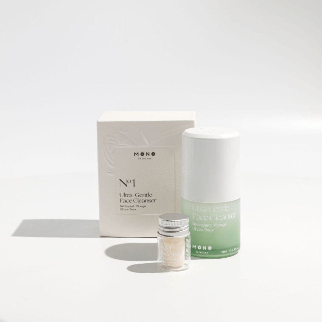Kit de départ nettoyant visage ultra-doux MONO avec flacon rechargeable et comprimés naturels